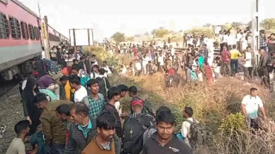 Jalgaon Train Accident Curvature Reduced Braking Distance, Led to Fatal Crash, Say Railway Officials