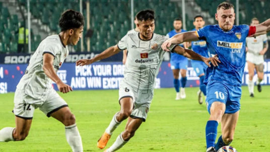 Indian Super League 2024-25 Chennaiyin FC Triumphs 2-1 Over Punjab FC in Nail-Biting Finish