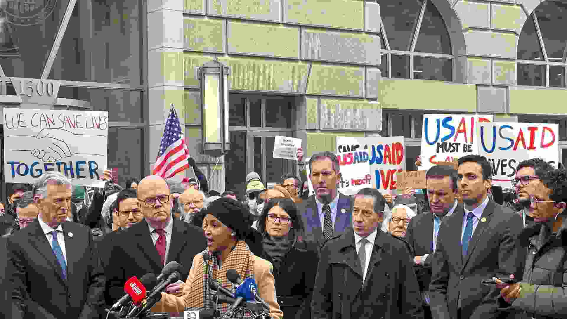 Judge Temporarily Blocks Trump’s Plan to Place 2,200 USAID Employees on Leave