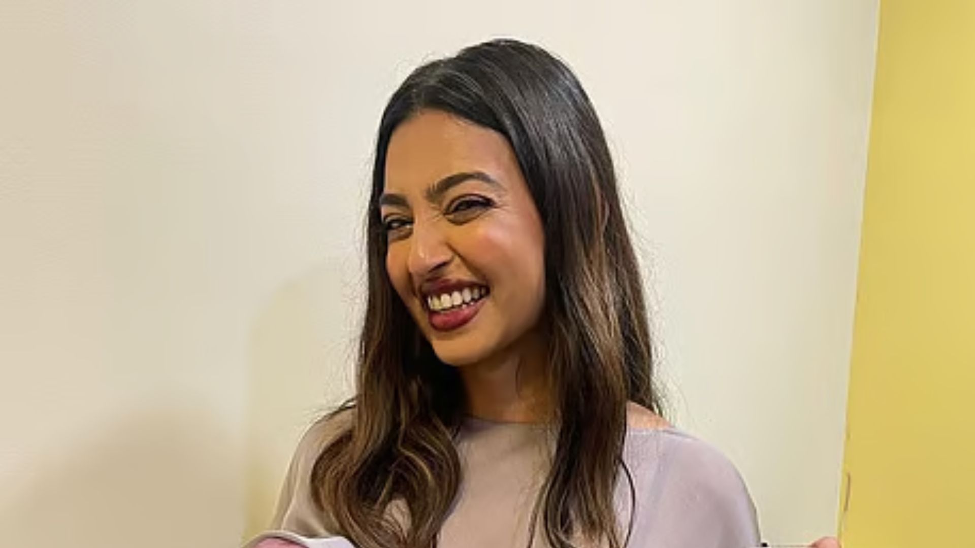 Radhika Apte Shares Candid Moment from BAFTAs, Thanks Friend for Support