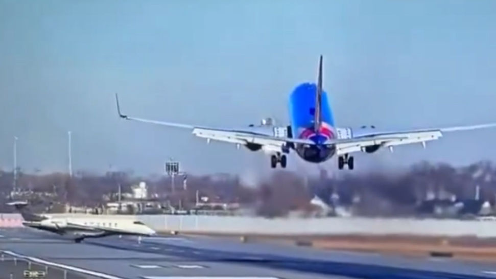 Southwest Pilot’s Quick Action Prevents Midway Airport Collision