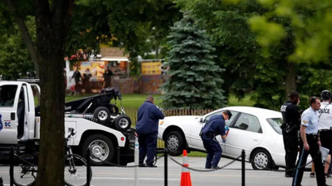 Man Pulled Gun Near White House, Shot by Secret Service