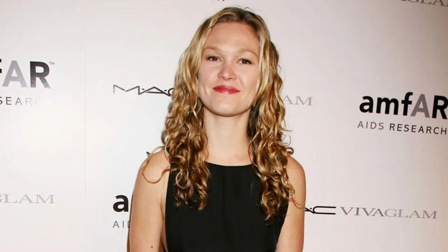 Julia Stiles Opens Up About Weinstein’s Interference in 'Down to You'