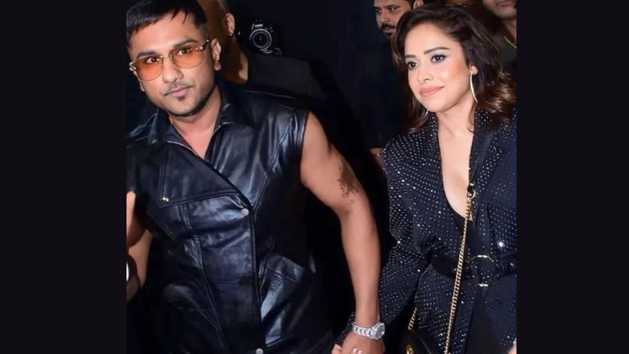After Nushrratt Rumours, Honey Singh’s Video with Emaa Bakr Goes Viral After Nushrratt Rumours, Honey Singh’s Video with Emaa Bakr Goes Viral