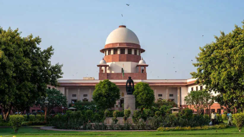 Supreme Court Gives Centre One Week to Respond on Waqf Amendment Act Supreme Court Gives Centre One Week to Respond on Waqf Amendment Act