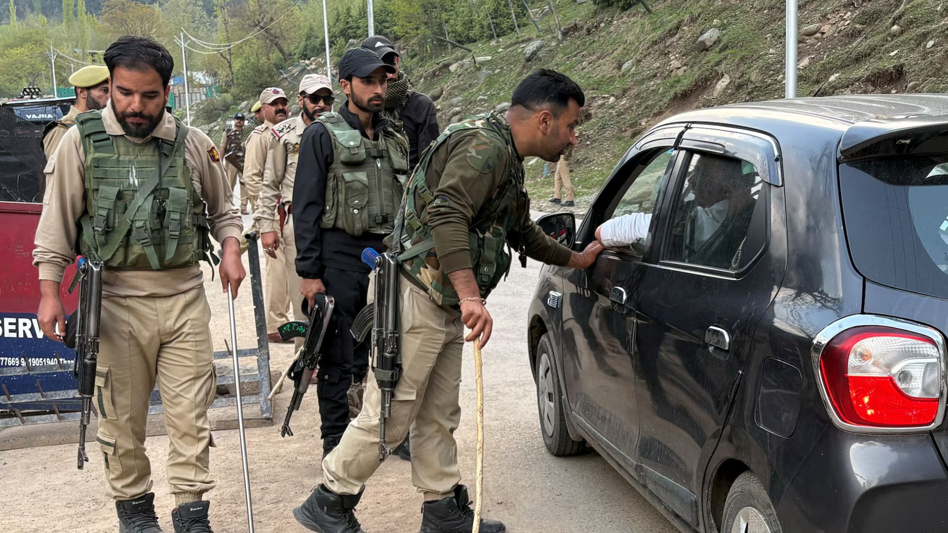 Terror Attack in Kashmir Reminds of 2000 Massacre During US Visit