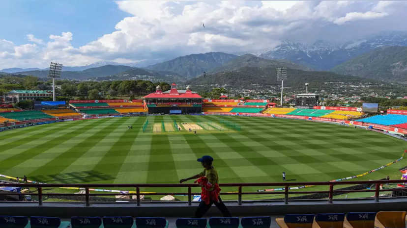 IPL 2025: Punjab vs Delhi Game Uncertain with Travel Curbs After Airstrikes IPL 2025: Punjab vs Delhi Game Uncertain with Travel Curbs After Airstrikes