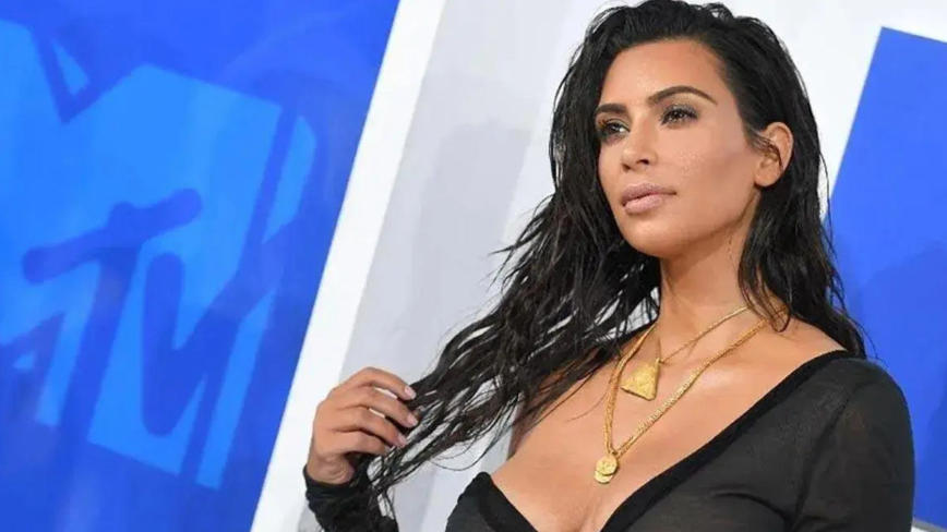 Kim Kardashian Leads Powerful Female Cast in Ryan Murphy’s ‘All’s Fair’