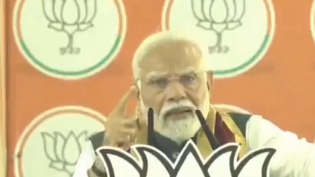 PM Modi Accuses Mamata Govt of Ignoring Poor, Blocking Projects