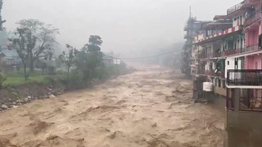 Himachal Pradesh Battles Heavy Rains and Widespread Destruction Himachal Pradesh Battles Heavy Rains and Widespread Destruction