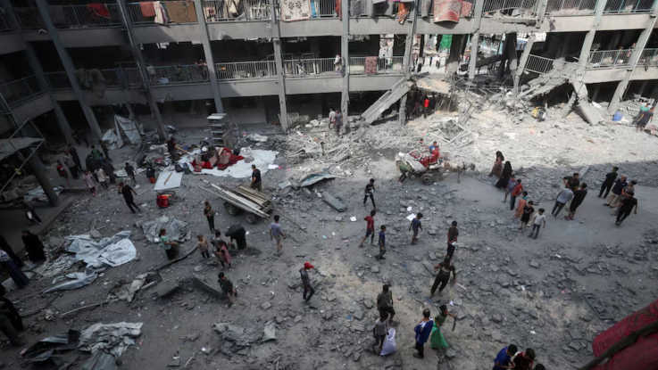 Israeli Airstrikes Kill 69 as Ceasefire Talks Advance