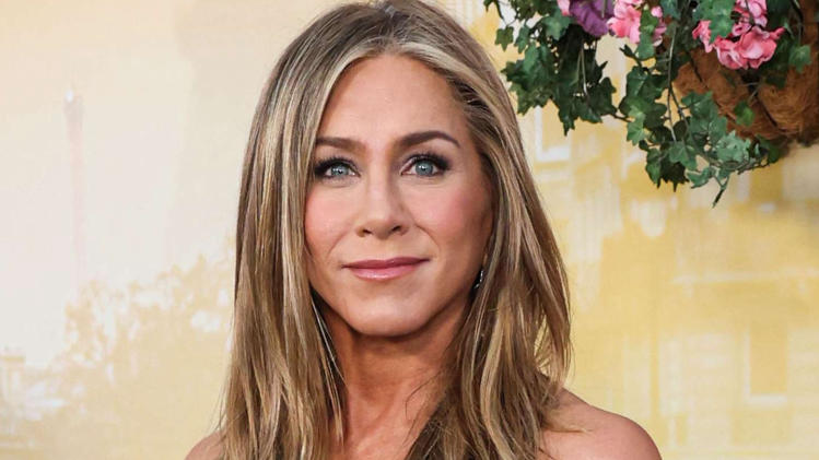 Jennifer Aniston Returns to Los Angeles After Romantic Mallorca Vacation
