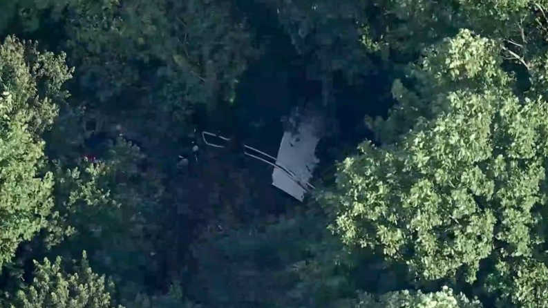 Small Skydiving Plane Crashes in New Jersey, 15 Injured Small Skydiving Plane Crashes in New Jersey, 15 Injured