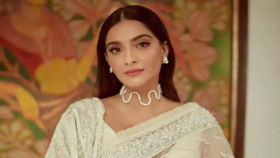 Sonam Kapoor Cheers for Growing Indian Presence at Wimbledon