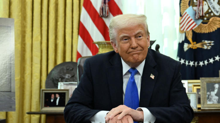 Trump Imposes 35% Tariff on Canadian Imports Starting August 1