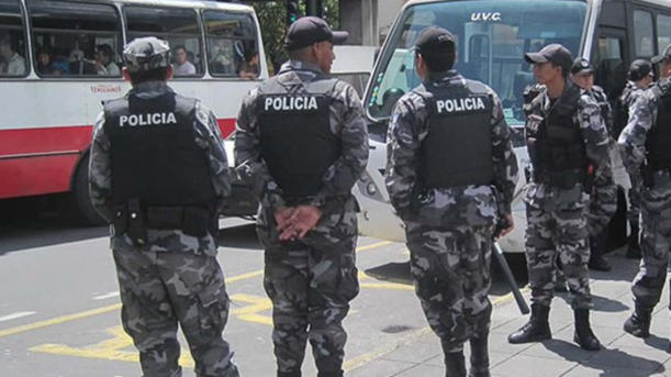 Eight Killed in Suspected Gang-Linked Nightclub Shooting in Ecuador Eight Killed in Suspected Gang-Linked Nightclub Shooting in Ecuador