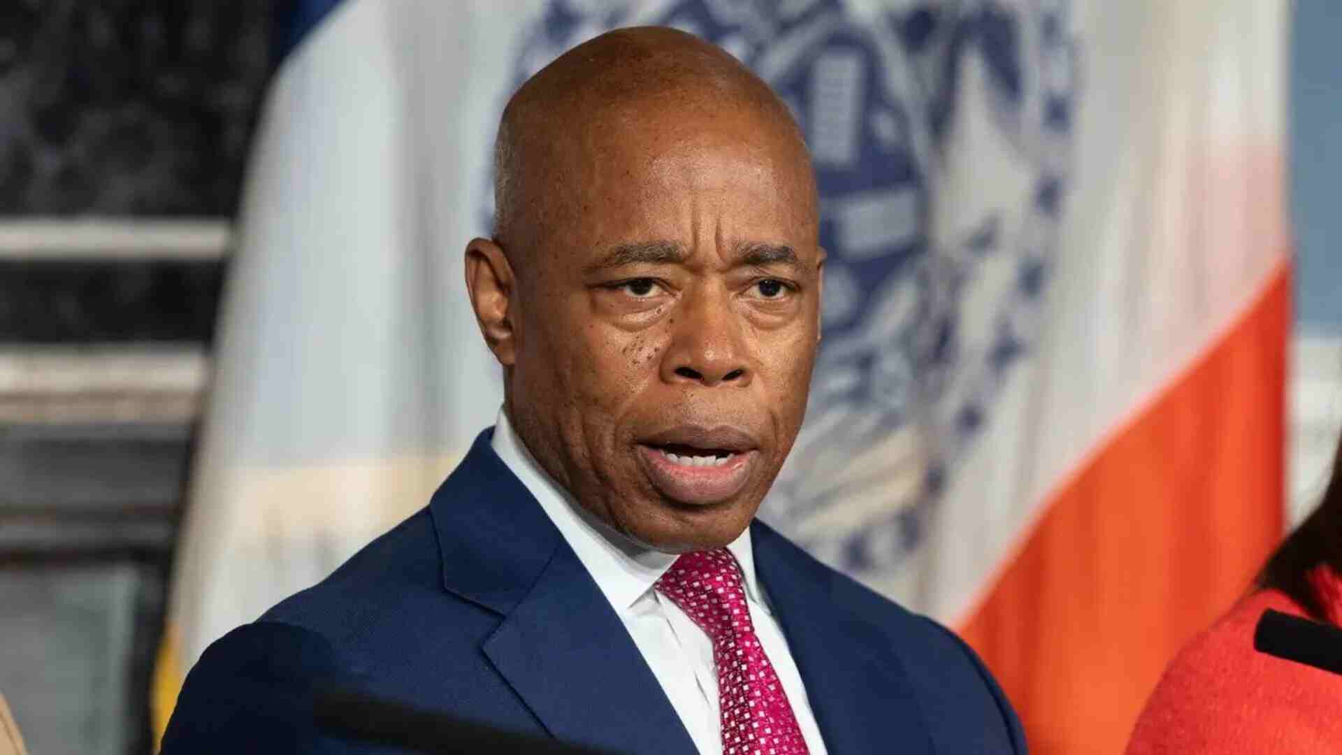 NYC Mayor’s Aide Resigns After Cash-for-Chips Bribery Row NYC Mayor’s Aide Resigns After Cash-for-Chips Bribery Row