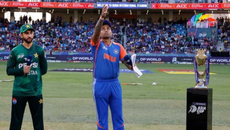 Asia Cup Final Sees Unprecedented Separate Toss Interviews Asia Cup Final Sees Unprecedented Separate Toss Interviews