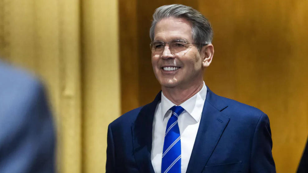 Bessent Says US Has Backup Plan if Court Rejects Trump’s Tariffs