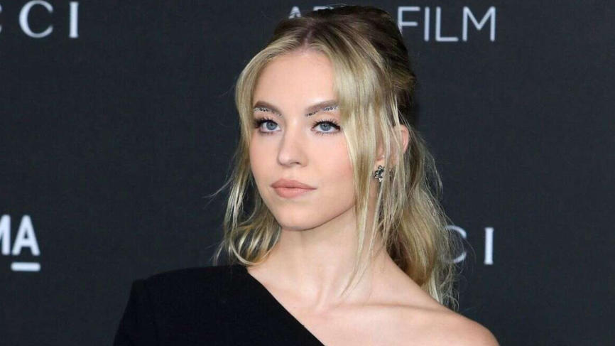 Hollywood Star Sydney Sweeney Could Soon Shine in Bollywood