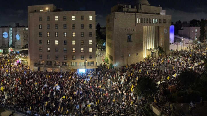 Protesters March to Netanyahu’s Home Demanding Hostage Release