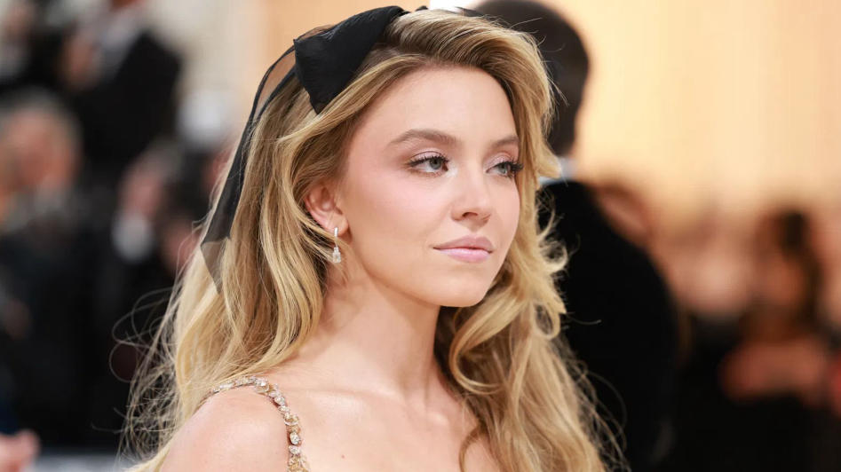 Sydney Sweeney Stays Professional Amid Engagement Split, Focuses on Career