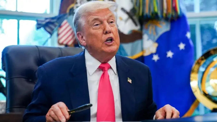 Trump Warns of Major Economic Setback if Supreme Court Rejects Tariffs Trump Warns of Major Economic Setback if Supreme Court Rejects Tariffs