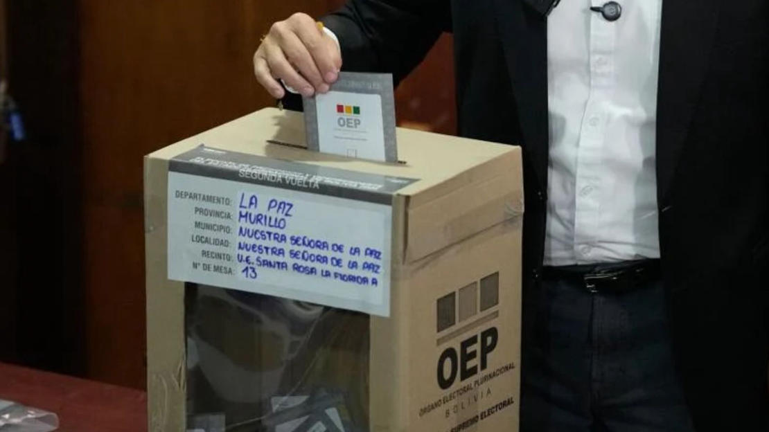 Bolivia Ends 20 Years of Socialist Rule Amid Deep Economic Crisis Bolivia Ends 20 Years of Socialist Rule Amid Deep Economic Crisis