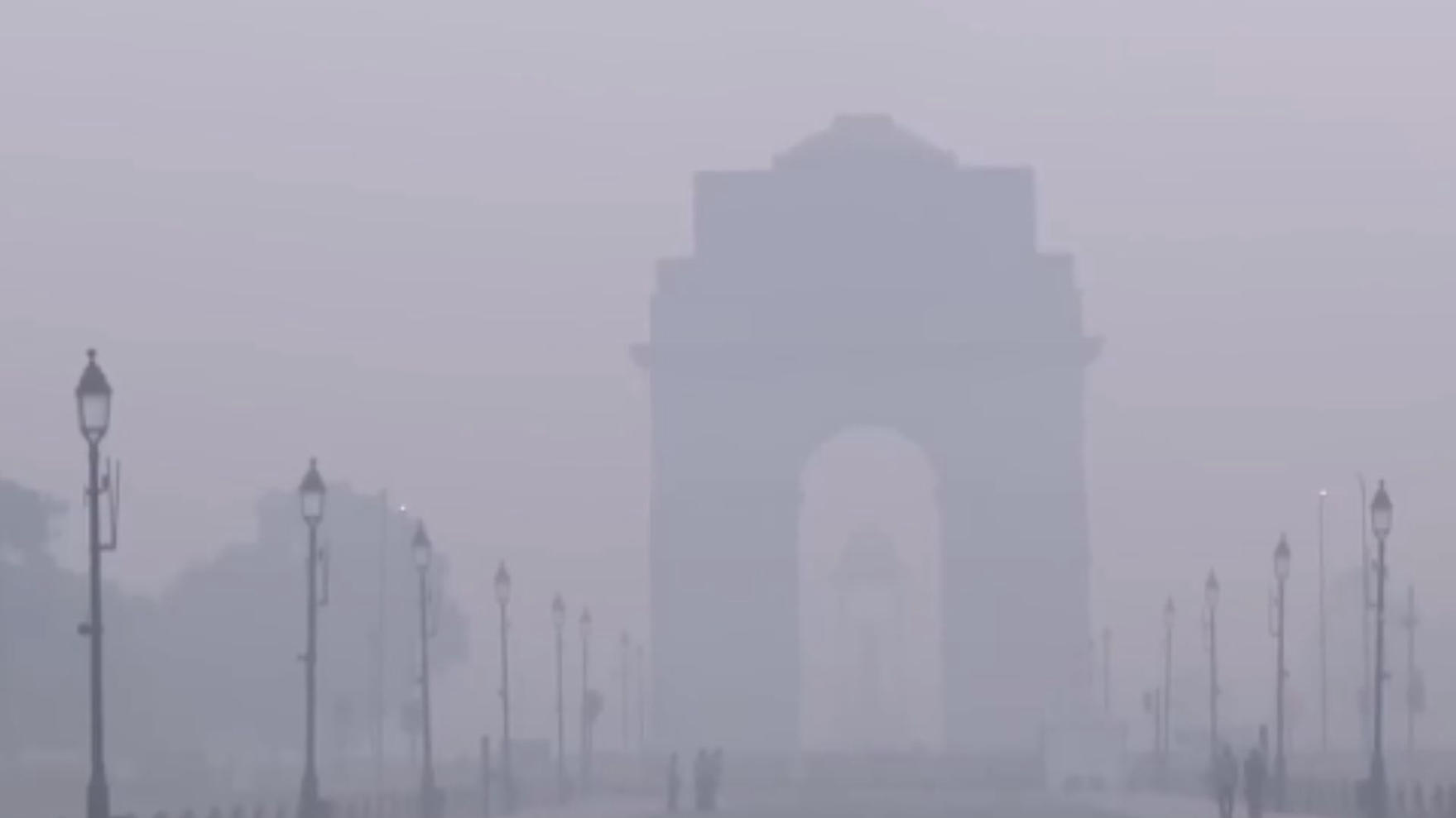 Delhi-NCR Chokes on Diwali Eve, GRAP Stage 2 Enforced to Curb Pollution Delhi-NCR Chokes on Diwali Eve, GRAP Stage 2 Enforced to Curb Pollution