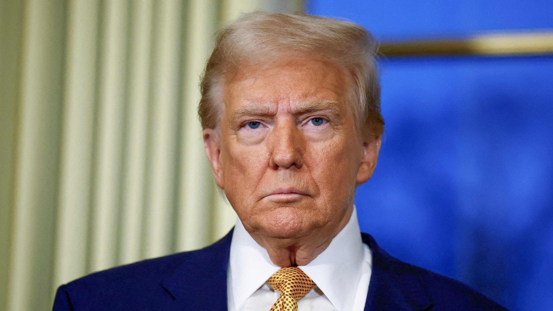 Poll Shows Rising Financial Stress and Falling Faith in Trump’s Economic Agenda