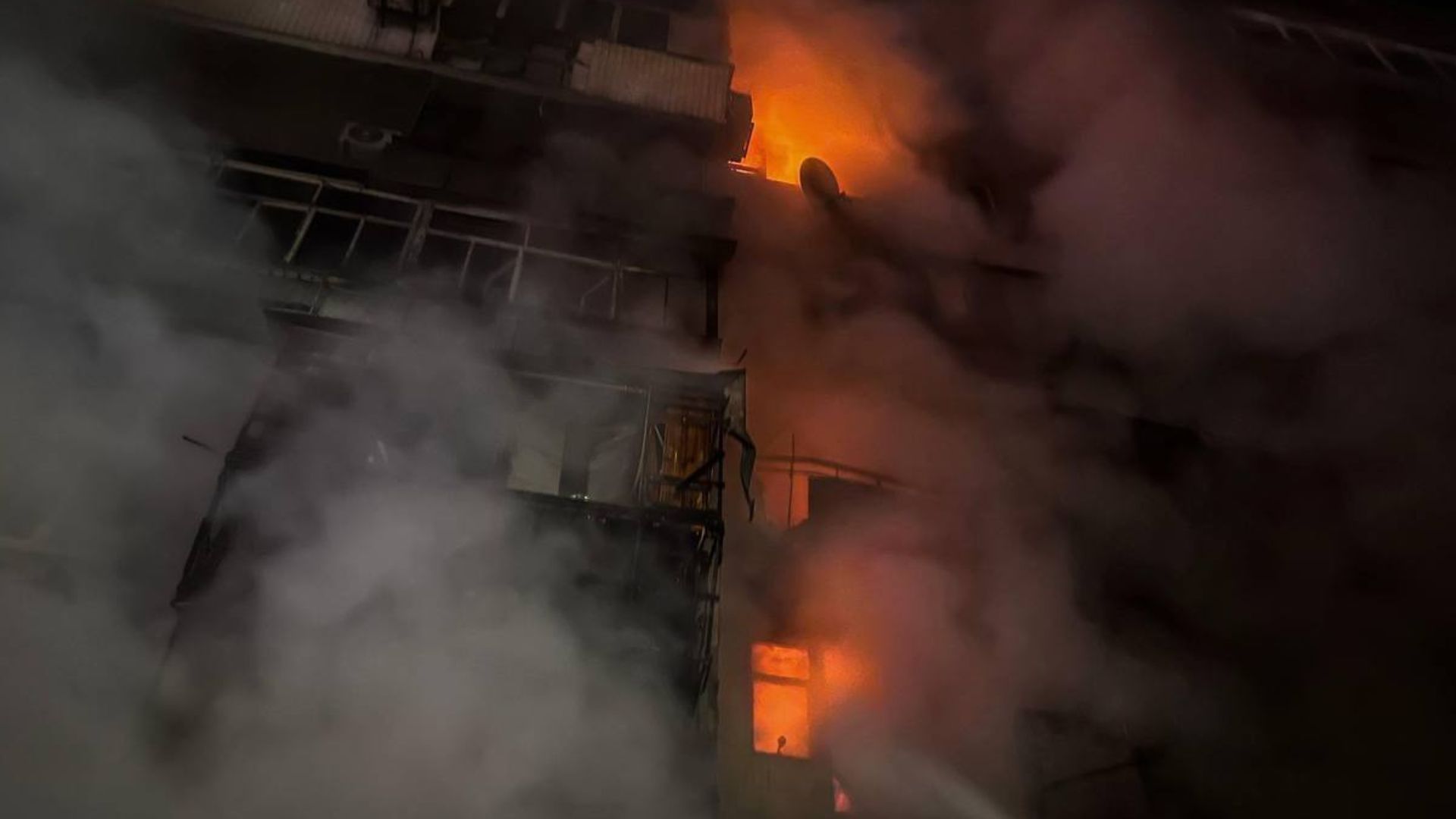 Russian Drone Strikes Kill Three in Kyiv as Fires Sweep Apartment Blocks