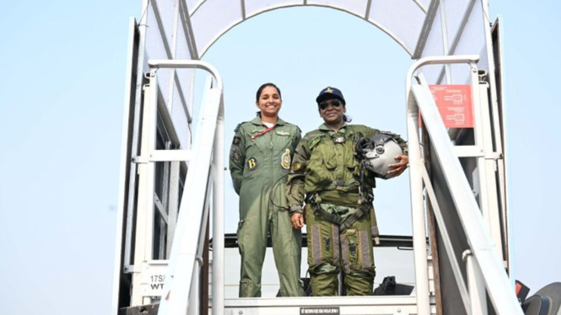 President Murmu Takes Rafale Sortie in Ambala, Joined by Pilot Shivangi Singh Amid Fake Capture Claims President Murmu Takes Rafale Sortie in Ambala, Joined by Pilot Shivangi Singh Amid Fake Capture Claims