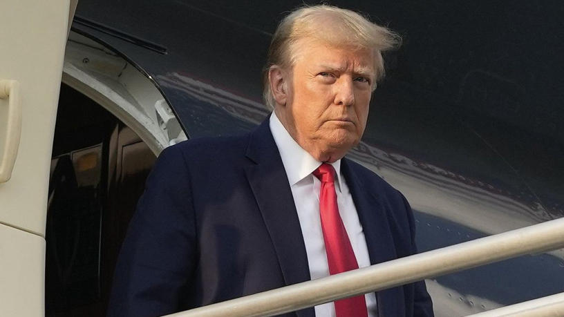 Trump Says He’d ‘Love To’ Run for Third Term in 2028 Despite Two-Term Limit