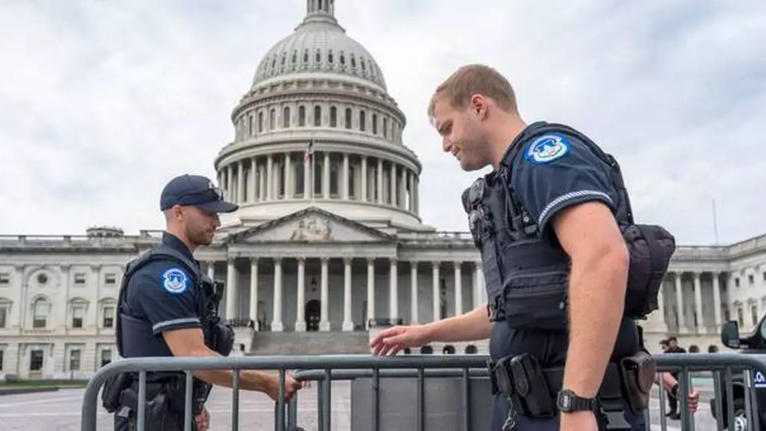 US Faces First Government Shutdown in Six Years as Funding Talks Collapse US Faces First Government Shutdown in Six Years as Funding Talks Collapse