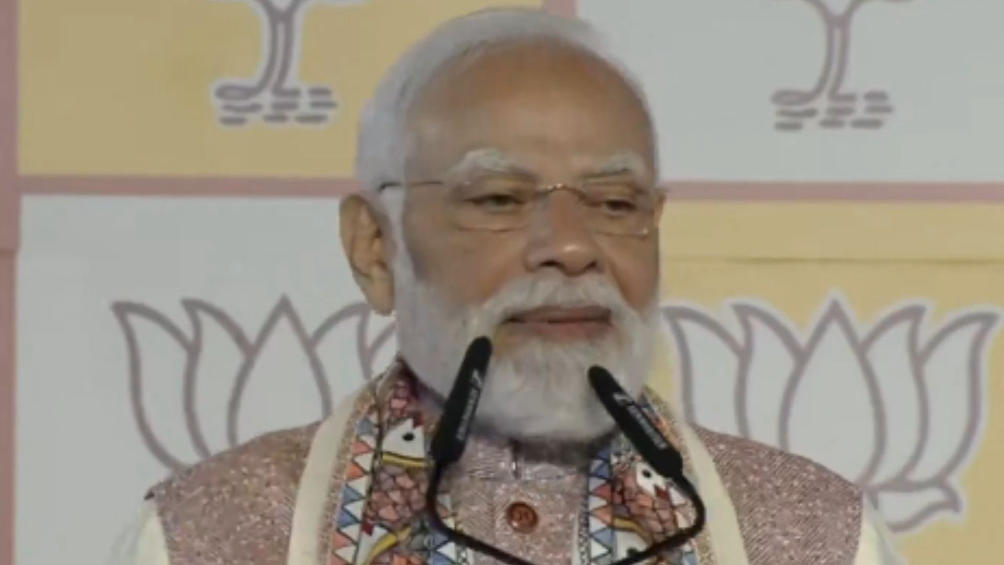 Modi Hails NDA’s Historic Bihar Win, Says ‘Garda Uda Diya’ Modi Hails NDA’s Historic Bihar Win, Says 'Garda Uda Diya'