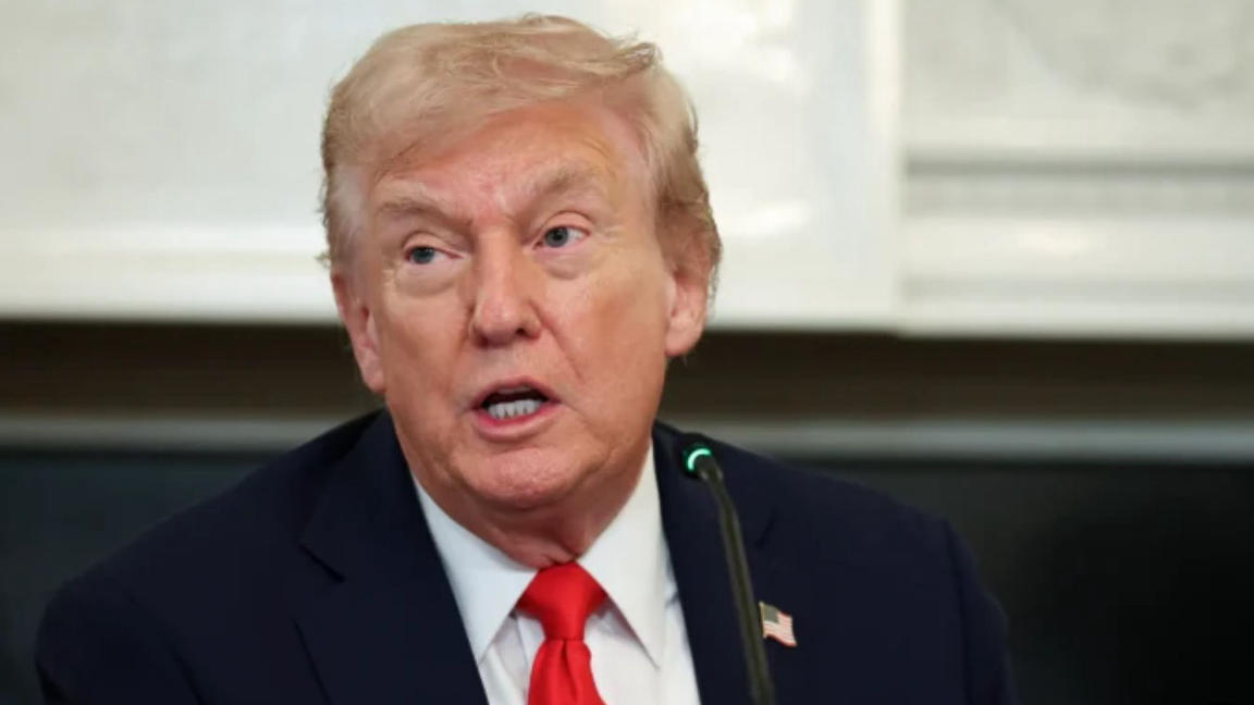 Trump Signals Possible Talks With Maduro but Keeps Military Options Open Trump Signals Possible Talks With Maduro but Keeps Military Options Open