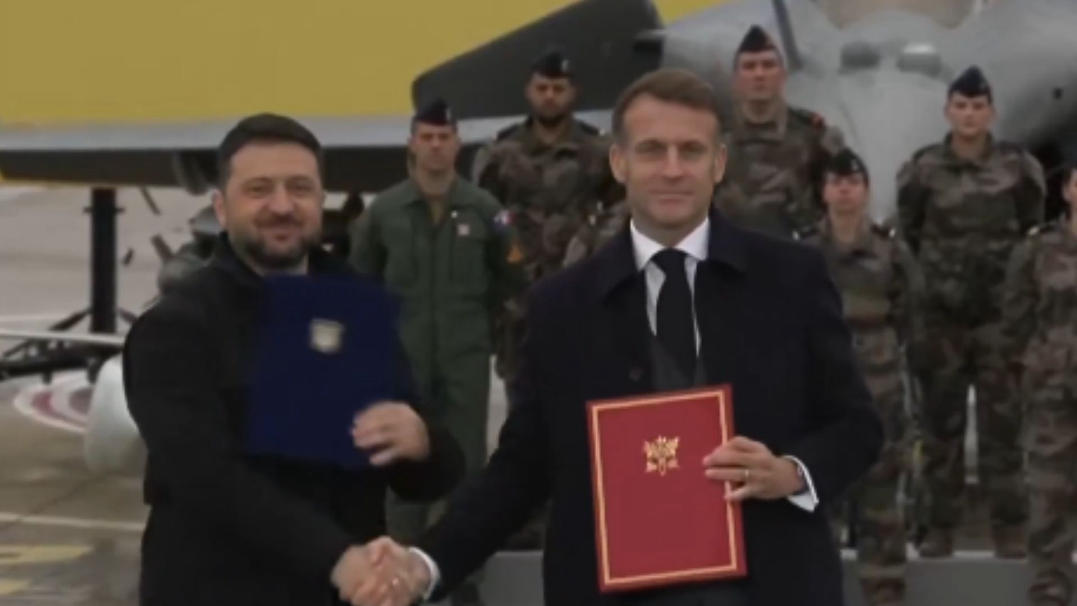 Ukraine Signs Deal with France for 100 Rafale Jets and Air-Defence Systems Ukraine Signs Deal with France for 100 Rafale Jets and Air-Defence Systems