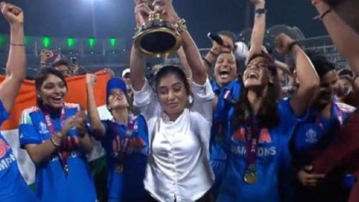 'We Didn’t Think of This Moment Without Them,' Harmanpreet on Mithali and Jhulan