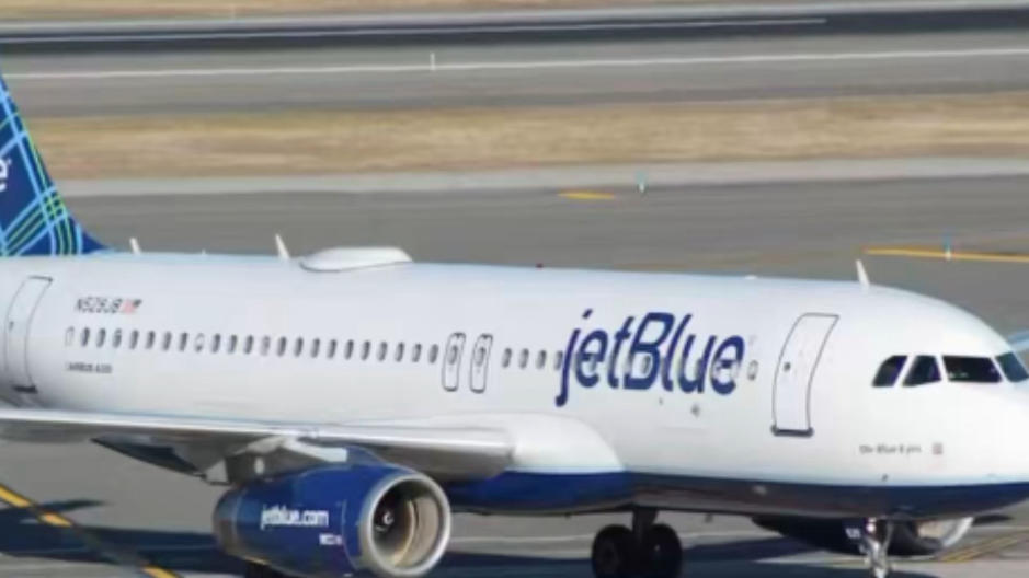 Private Jet Narrowly Avoids Midair Collision With US Air Force Tanker