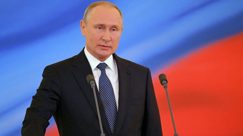 Putin Calls Western War Warnings 'Hysteria,' Issues Fresh Threat on Ukraine