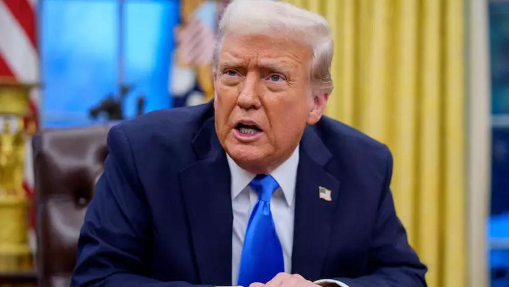 Trump Warns Supreme Court Tariff Ruling Could Endanger US Security Trump Warns Supreme Court Tariff Ruling Could Endanger US Security