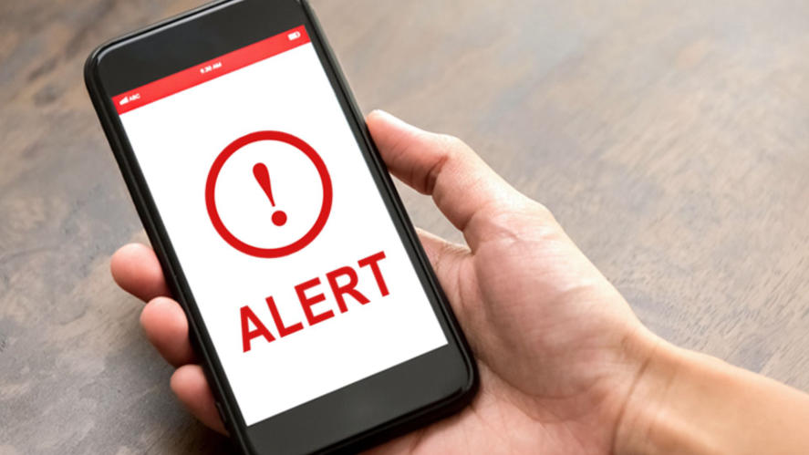 Mobile Alerts Warn Residents of Potential Missile Threats in UAE and Gulf Amid Iran Strikes