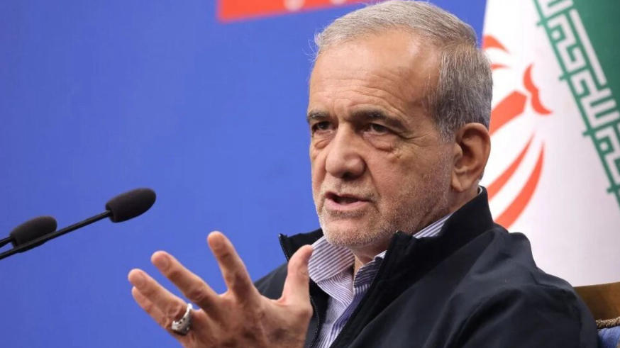 Iran Warns Neighbours Not to Support US Attacks After Trump Calls Apology ‘Defeat’ Iran Warns Neighbours Not to Support US Attacks After Trump Calls Apology ‘Defeat’