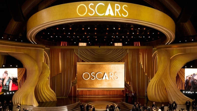 Los Angeles on High Alert Ahead of Oscars After FBI Warning Los Angeles on High Alert Ahead of Oscars After FBI Warning