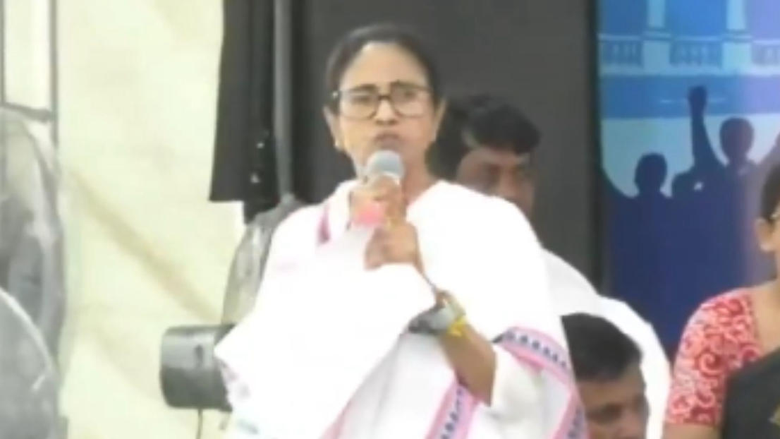 Mamata Flags Food Freedom, Targets BJP at Purulia Rally