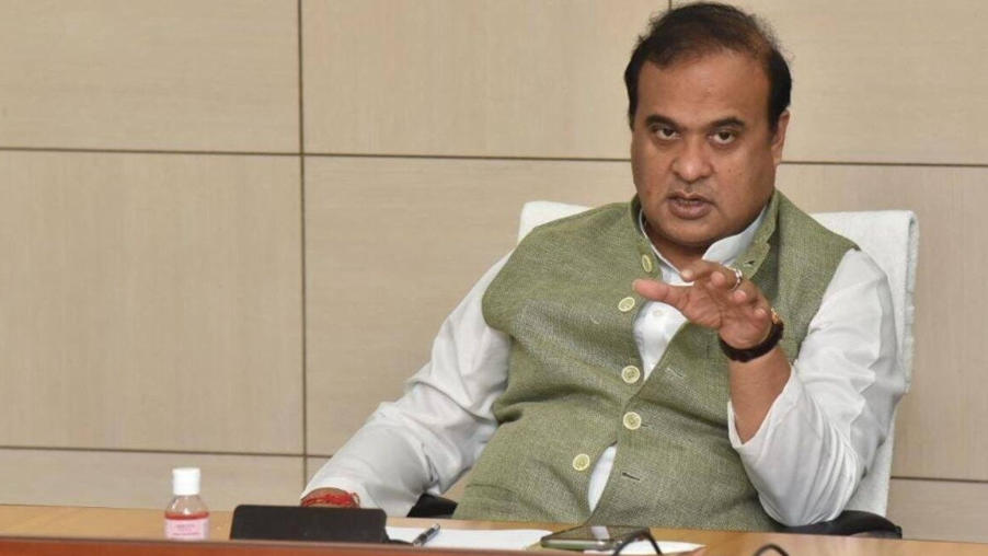 Assam CM Himanta Biswa Sarma Hits Back at Congress, Says Allegations Against Wife Are Fake Assam CM Himanta Biswa Sarma Hits Back at Congress, Says Allegations Against Wife Are Fake