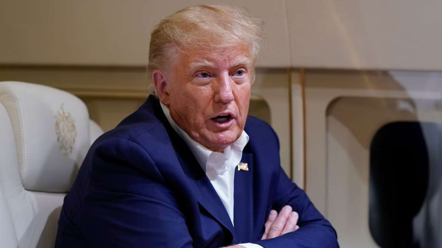 Trump Says Iran in 'State of Collapse', Seeks Strait of Hormuz Reopening