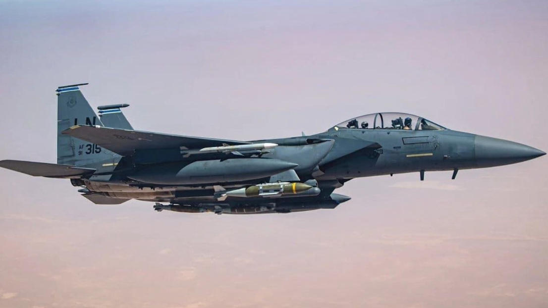 US F-15E Shot Down Over Iran, One Pilot Rescued