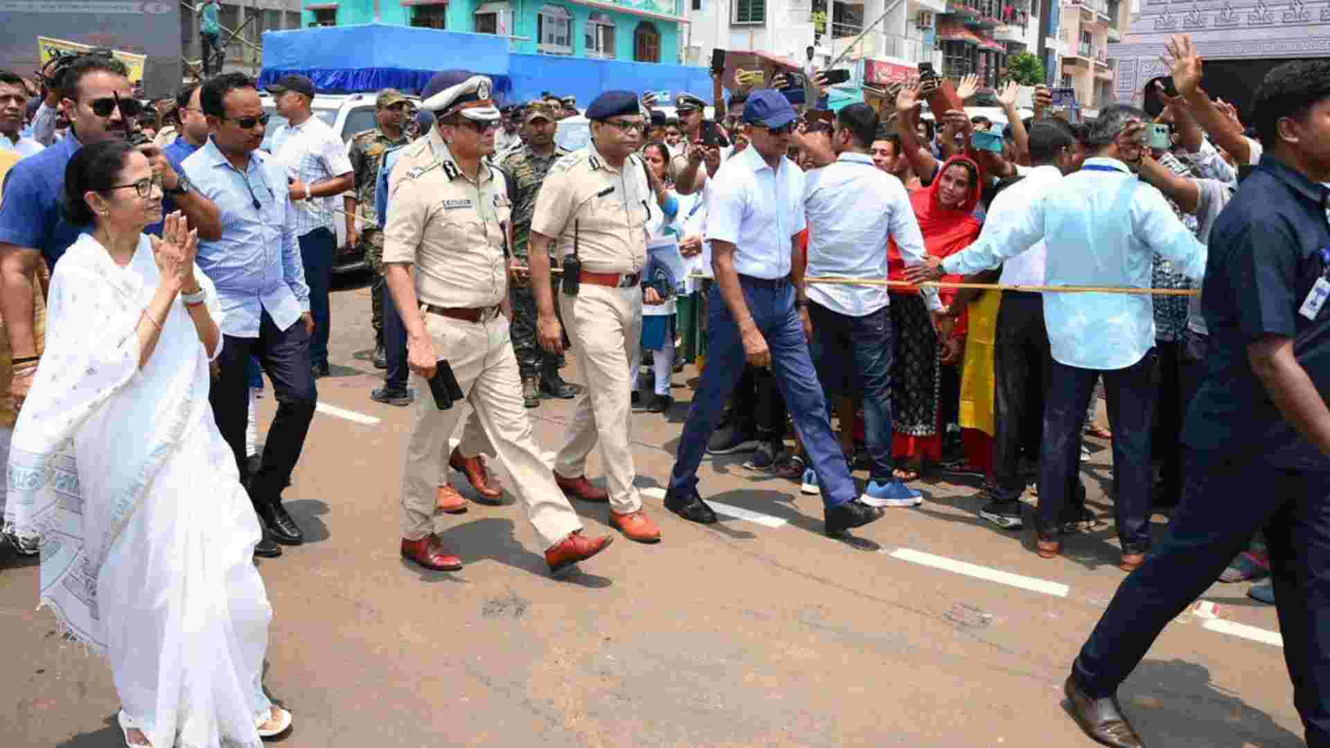 Bengal Power Shift Police Reduce Security at Mamata, Abhishek Homes