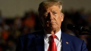 Trump Pauses Project Freedom After Pakistan Mediation Push